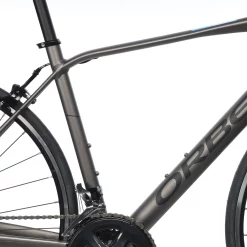 Orbea Avant H50 Road Bike 2021 -Zone3 || Orbea || Pas Normal Studios store Orbea Avant H50 Road Bike 2021 Graphite Black 4