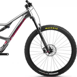 Orbea Occam H30 Mountain Bike 2022 -Zone3 || Orbea || Pas Normal Studios store Orbea Occam H30 Mountain Bike 2022 Anthracite Red 2