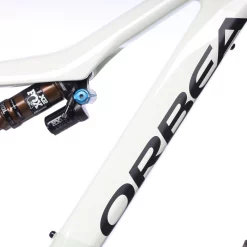 Orbea Rise M-Team Full Suspension 29" Electric Mountain Bike 2021 -Zone3 || Orbea || Pas Normal Studios store Orbea Rise M Team Full Suspension 29 Electric Mountain Bike 2021 Light Green 6