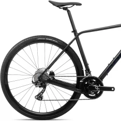 Orbea Terra H30 Gravel Bike 2022 15 Orbea Terra H30 Gravel Bike 2022 -Zone3 || Orbea || Pas Normal Studios store Orbea Terra H30 Gravel Bike 2022 Black Orange 1