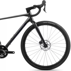 Orbea Terra H30 Gravel Bike 2022 16 Orbea Terra H30 Gravel Bike 2022 -Zone3 || Orbea || Pas Normal Studios store Orbea Terra H30 Gravel Bike 2022 Black Orange 2