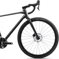 Orbea Terra H40 Gravel Bike 2022 19 Orbea Terra H40 Gravel Bike 2022 -Zone3 || Orbea || Pas Normal Studios store Orbea Terra H40 Gravel Bike 2022 Black Orange 2
