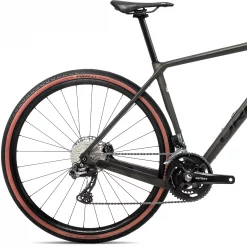 Orbea Terra M20i TEAM Gravel Bike 2022 -Zone3 || Orbea || Pas Normal Studios store Orbea Terra M20i TEAM Gravel Bike 2022 Green Carbon 1