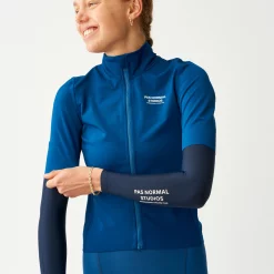 Pas Normal Studios Logo Arm Warmers -Zone3 || Orbea || Pas Normal Studios store Pas Normal Studios Control Arm Warmers 5