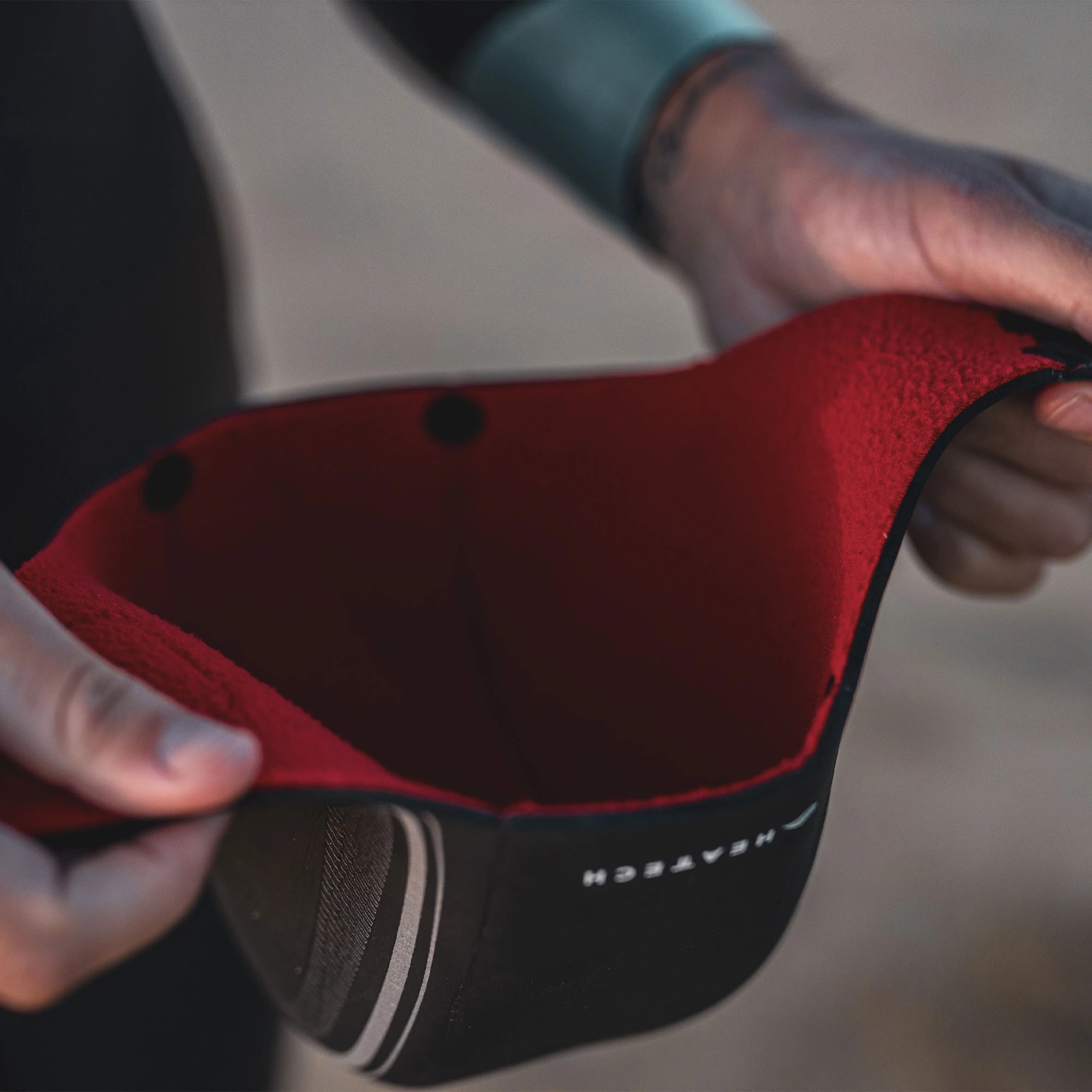 Zone3 Neoprene Heat-Tech Warmth Swim Cap 4 Zone3 Neoprene Heat-Tech Warmth Swim Cap - Image 2